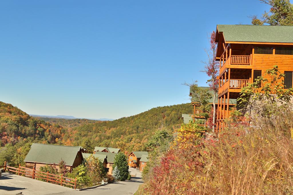 Rising Eagle Lodge - Eight Bedroom พิเจนฟอร์จ ภายนอก รูปภาพ